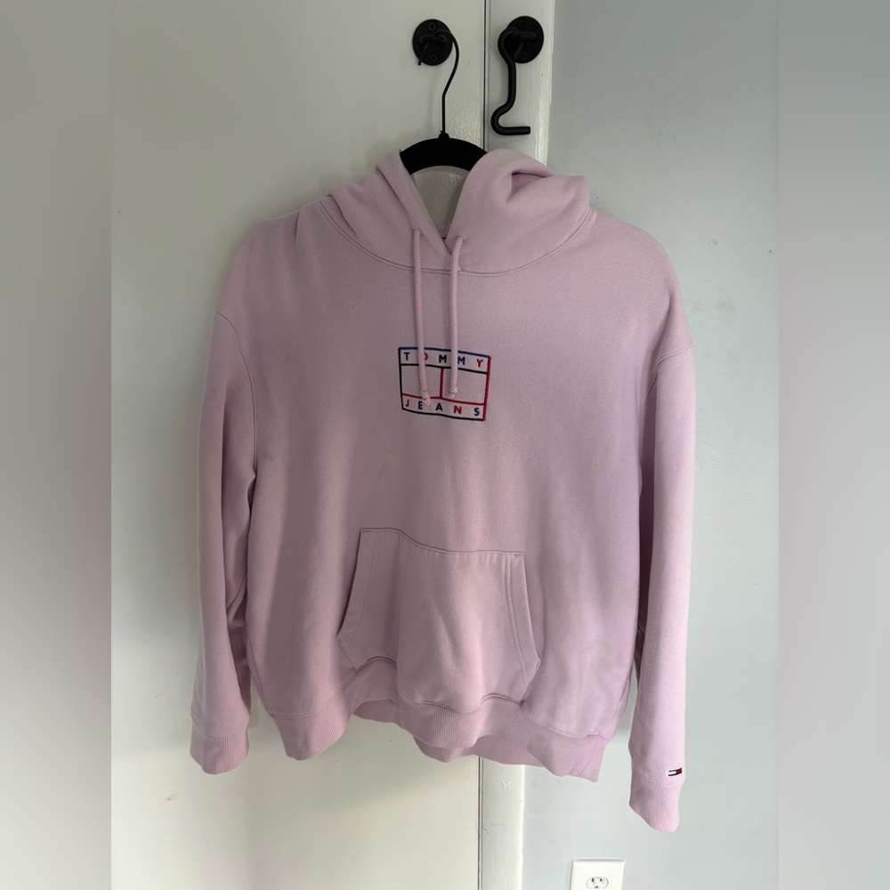pink tommy hilfiger sweater